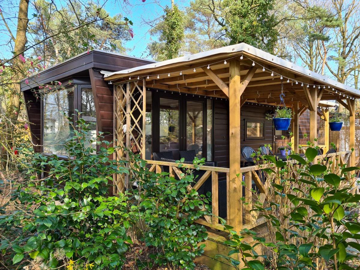 IJhorst Chalet Boslustヴィラ エクステリア 写真