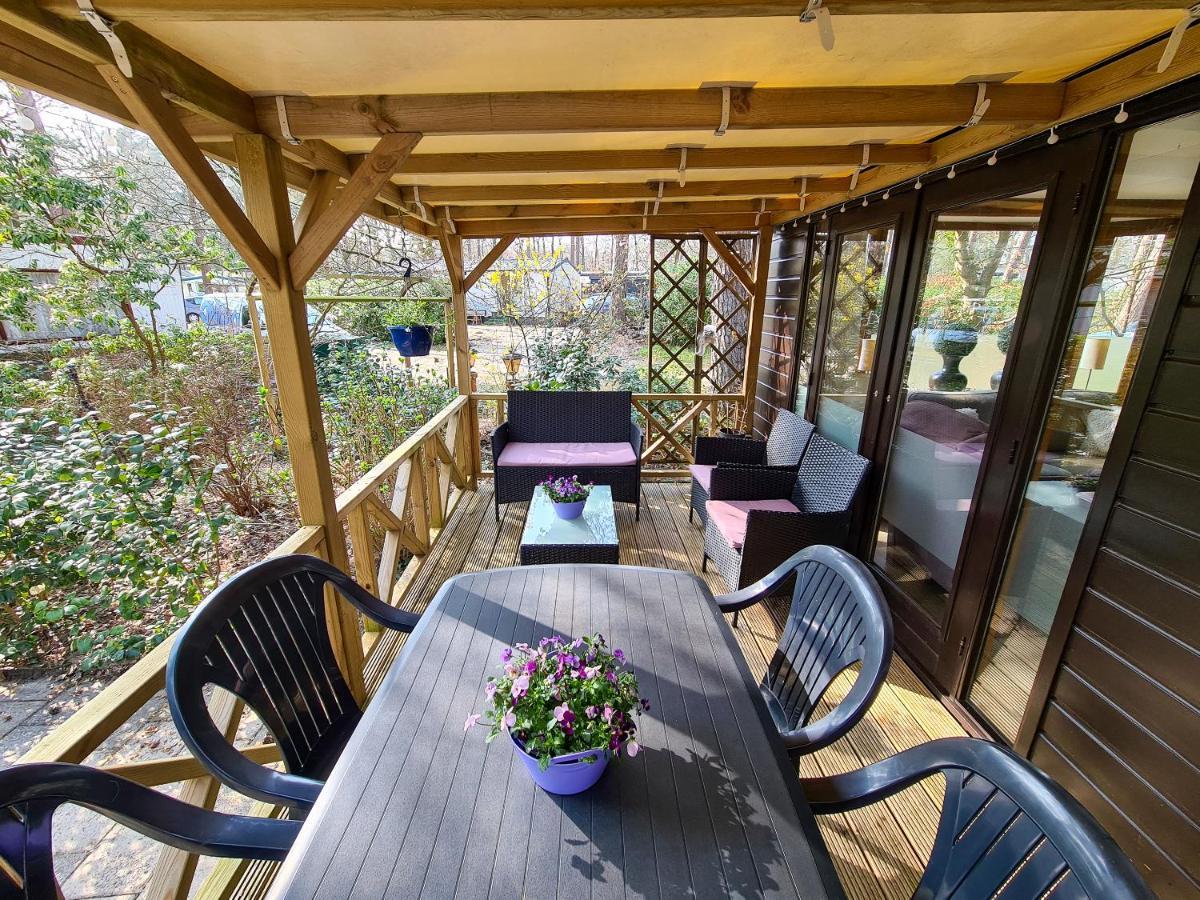 IJhorst Chalet Boslustヴィラ エクステリア 写真