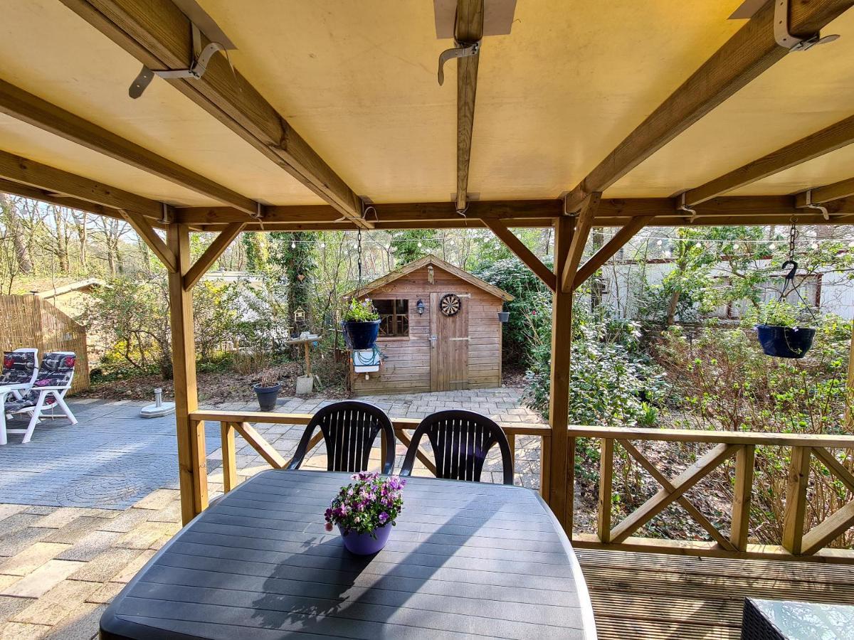IJhorst Chalet Boslustヴィラ エクステリア 写真